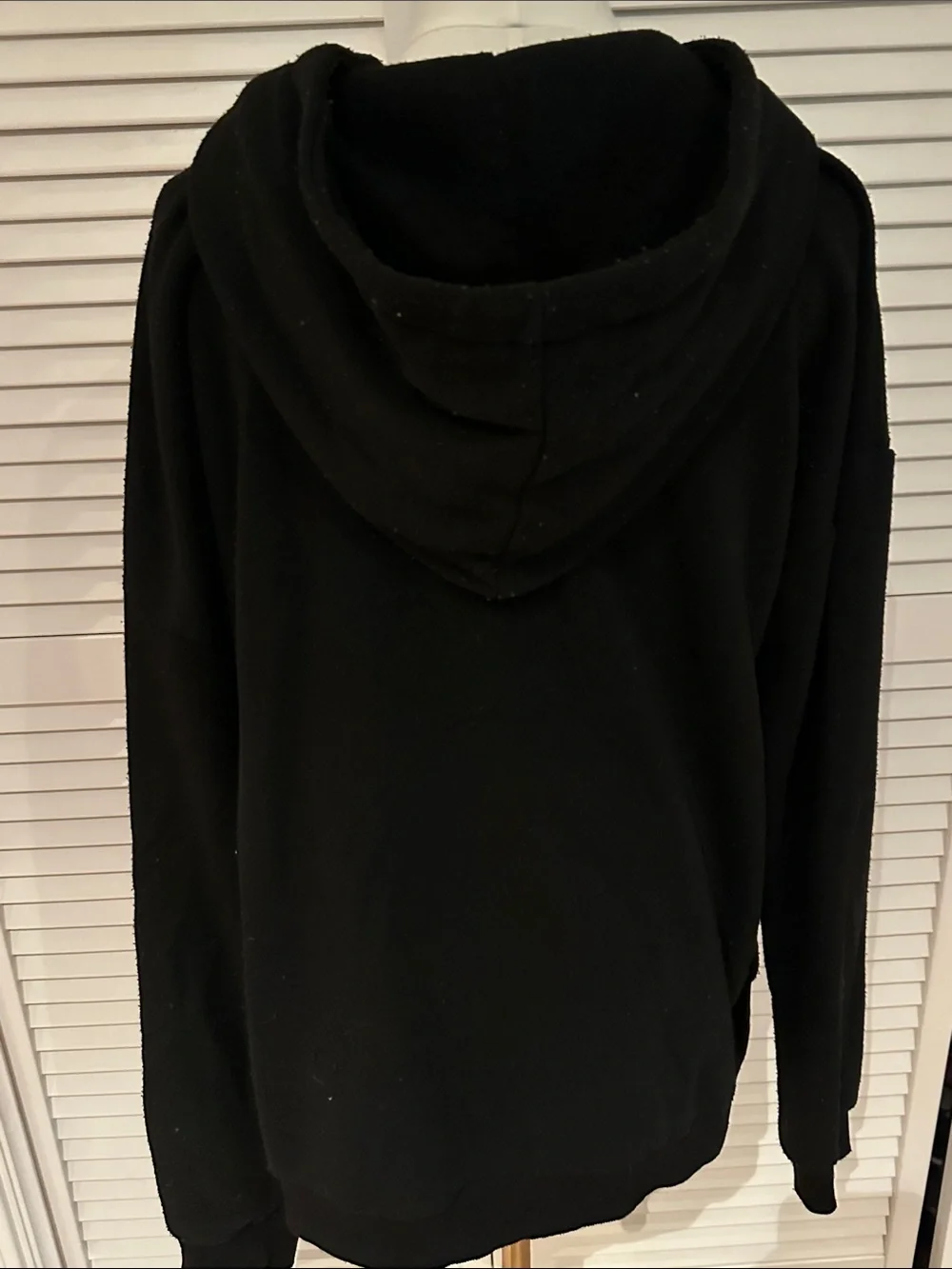 Source Unknown black zip